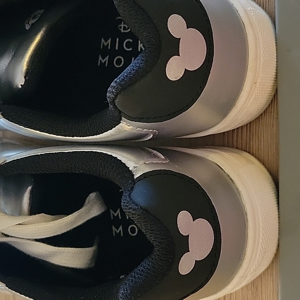 Disney Silver Sneakers with Mickey Mouse Design (Fits 7.5-8) - Picture 6 of 8